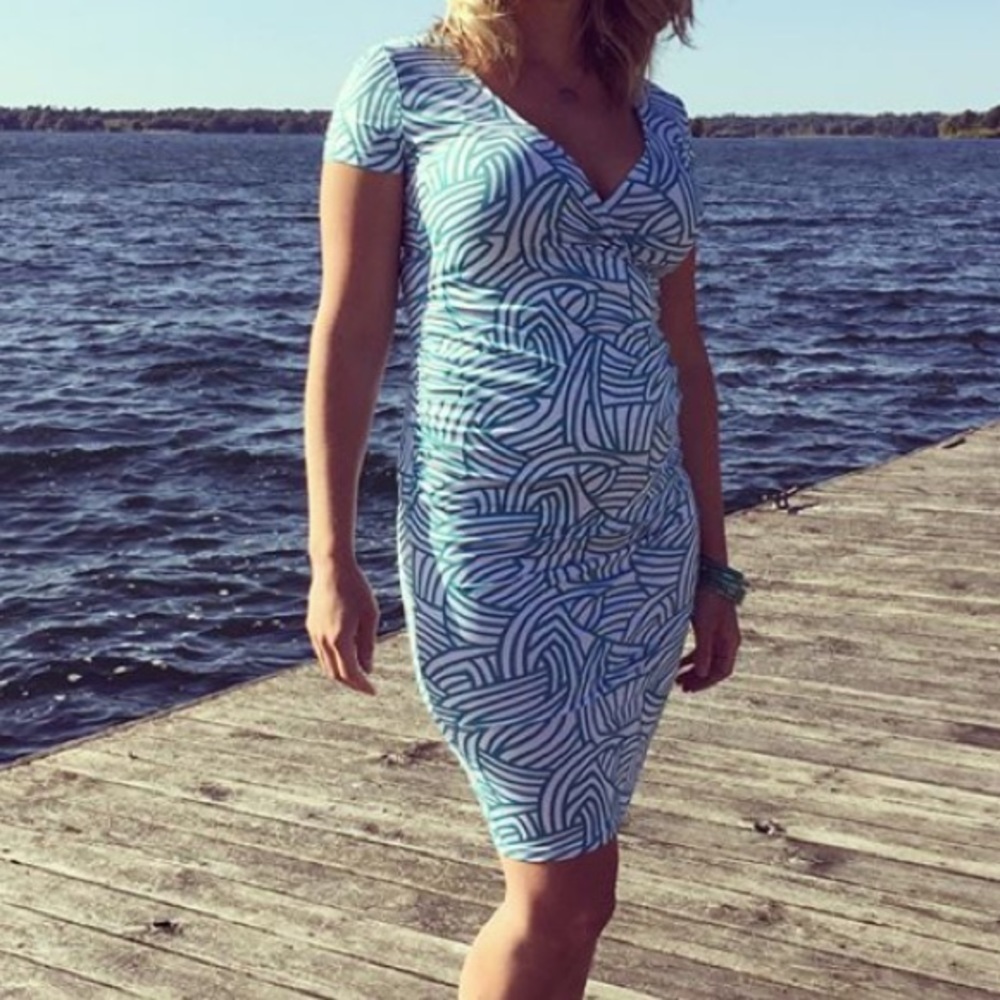 Forgiving Maternity dress